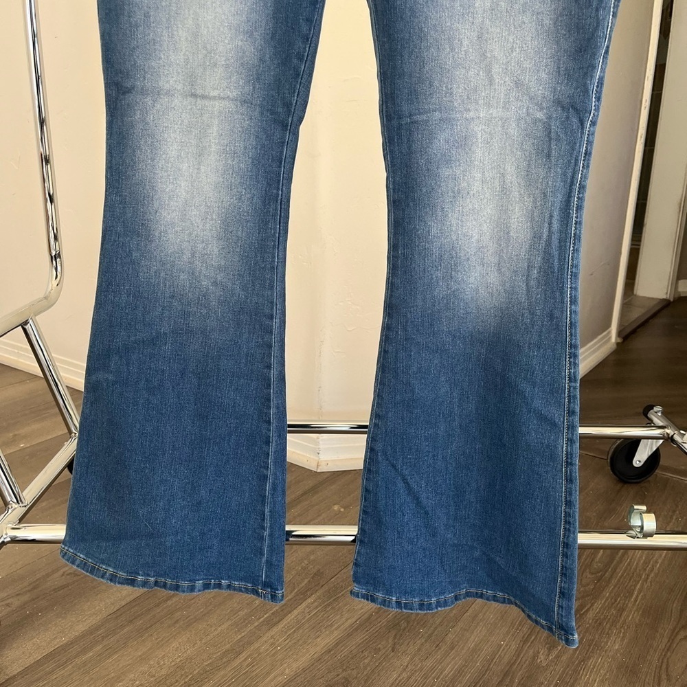 Vipones Bell Bottoms - Picture 2 of 9